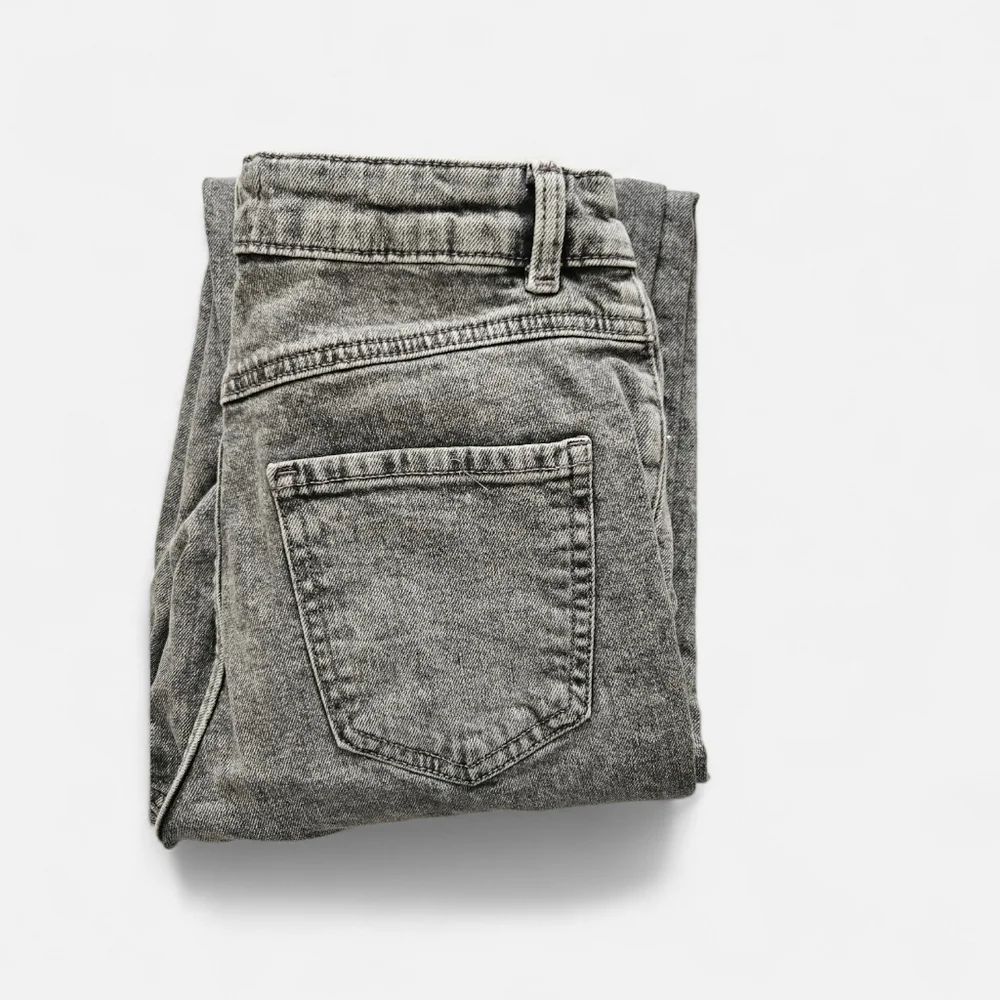 Women's Charcoal Denim Jeans - Picture 4 of 5